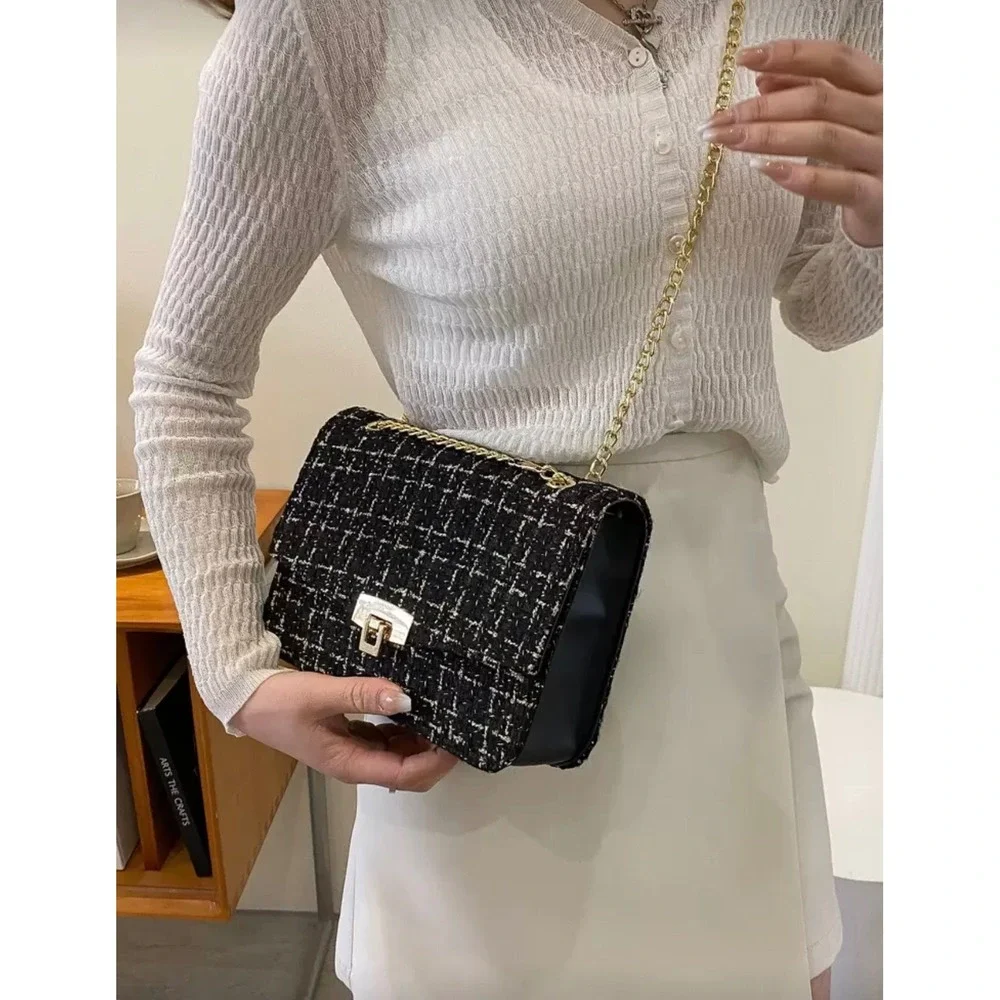 Black Tweed Plaid Chain Shoulder Bag Gold Hardware Crossbody Flap‎ Purse